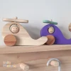 هلیکوپتر اسباب‌بازی چوبی
